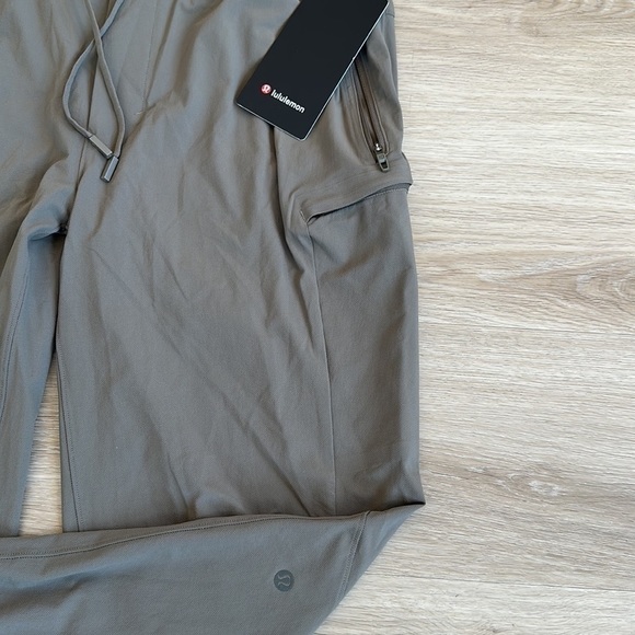 Lululemon License to Train Cargo Jogger men’s size xs s m xl 2x color nomad - Picture 7 of 12